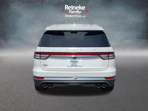 White 2020 Lincoln Aviator Reserve AWD