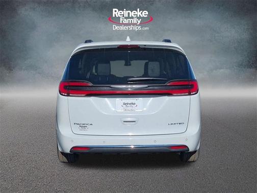 2022 Chrysler Pacifica Limited