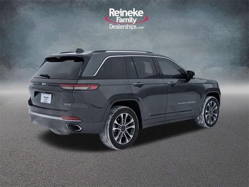 2022 Jeep Grand Cherokee 4xe Overland