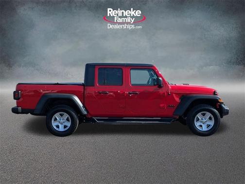 2020 Jeep Gladiator Sport