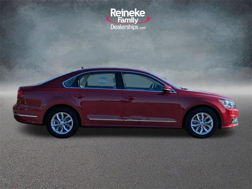 2017 Volkswagen Passat 1.8T S