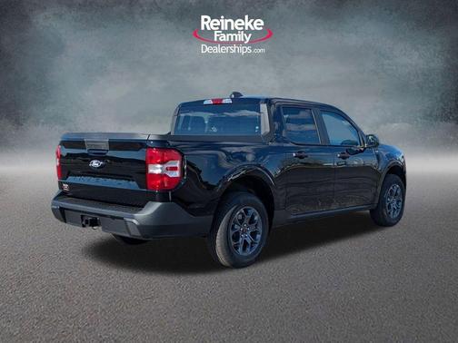 Shadow Black 2025 Ford Maverick XLT