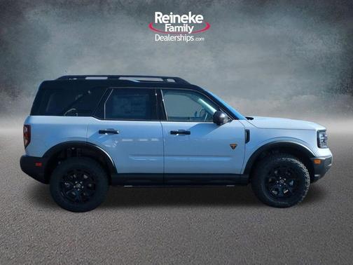 Space White Metallic 2026 Ford Bronco Sport Badlands