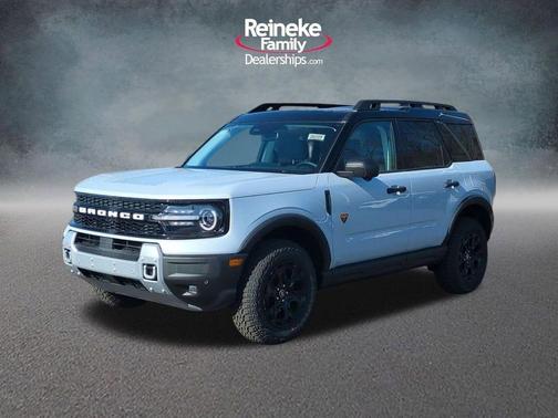Space White Metallic 2026 Ford Bronco Sport Badlands