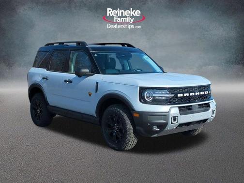 Space White Metallic 2026 Ford Bronco Sport Badlands