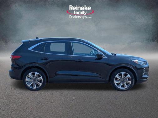 2025 Ford Escape Platinum