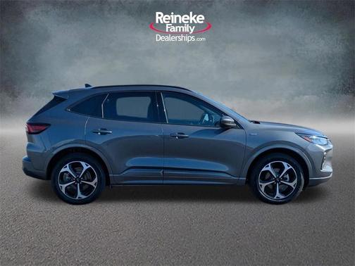 2023 Ford Escape ST-Line Select