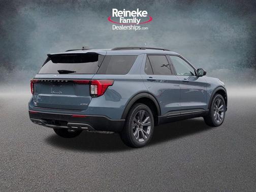 Vapor Blue Metallic 2026 Ford Explorer Active