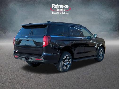 Agate Black Metallic 2026 Ford Expedition Active