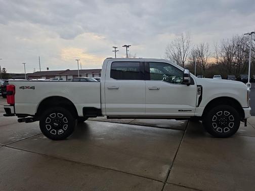 2023 Ford F-250 Platinum
