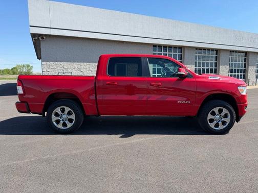 Flame Red Clearcoat 2019 RAM 1500 Big Horn