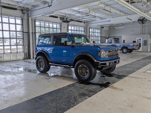 2023 Ford Bronco Base