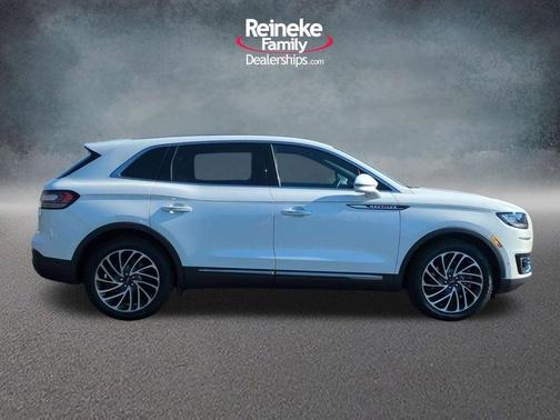 2020 Lincoln Nautilus Reserve