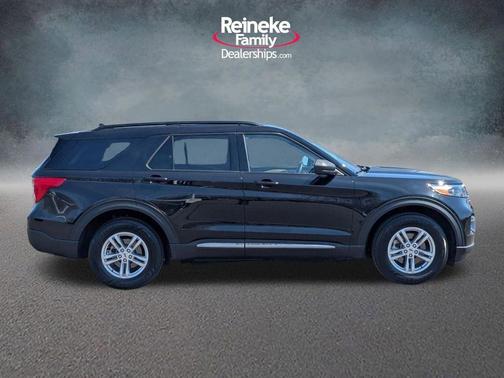 Black Metallic 2023 Ford Explorer XLT