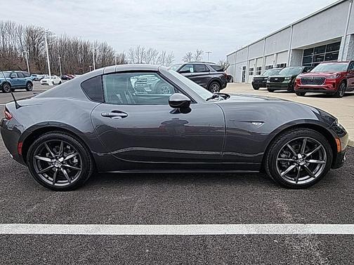 Machine Gray Metallic 2017 Mazda MX-5 Miata Grand Touring