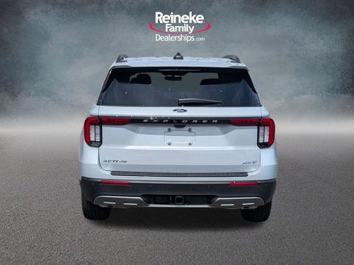 Space White Metallic 2026 Ford Explorer Active