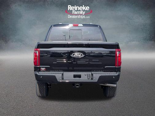 Agate Black Metallic 2026 Ford F-150 XLT