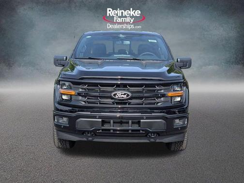 Agate Black Metallic 2026 Ford F-150 XLT
