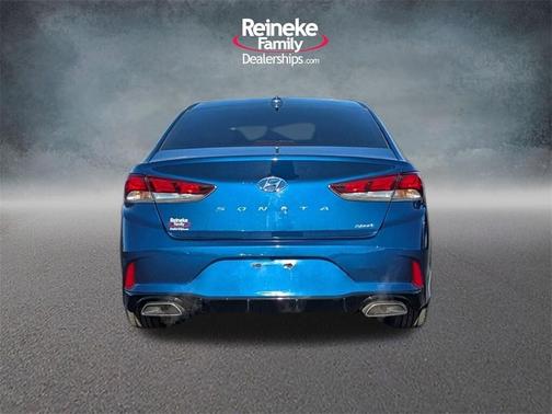 2018 Hyundai SONATA Sport