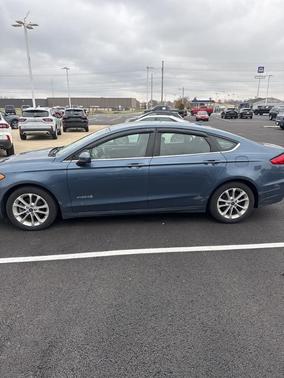 2019 Ford Fusion Hybrid SE