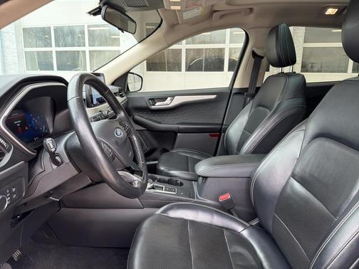 2020 Ford Escape SE Sport Hybrid