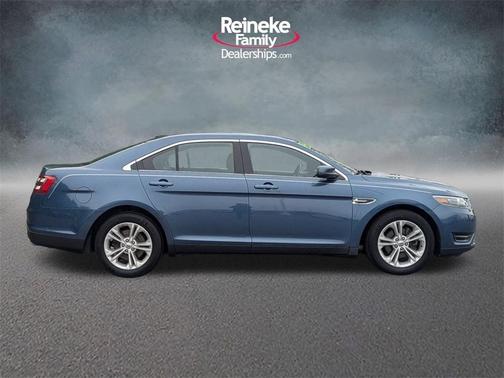 2018 Ford Taurus SEL