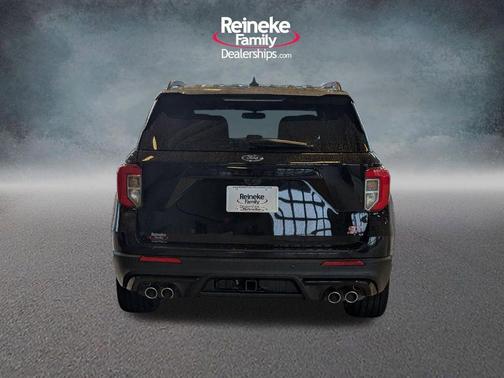 Agate Black Metallic 2024 Ford Explorer ST