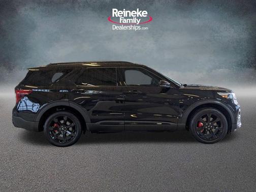 Agate Black Metallic 2024 Ford Explorer ST