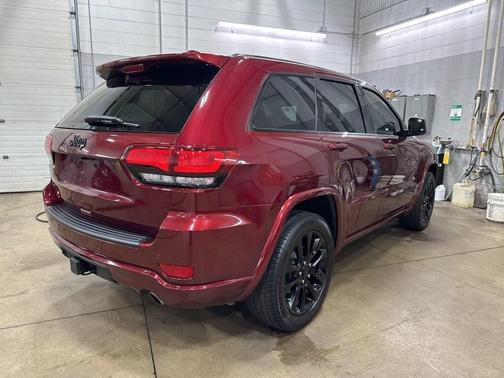 2020 Jeep Grand Cherokee Altitude