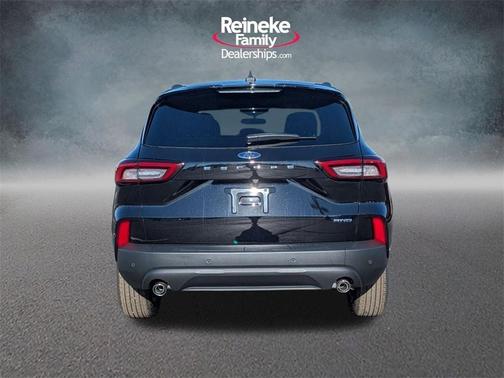 Agate Black Metallic 2026 Ford Escape ST-Line