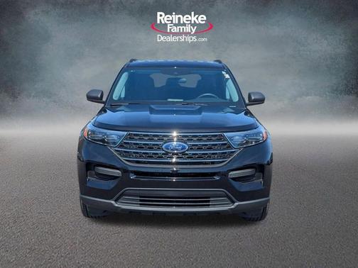 Agate Black Metallic 2023 Ford Explorer XLT