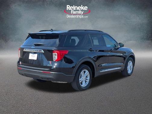 Agate Black Metallic 2023 Ford Explorer XLT