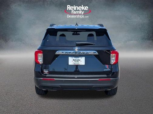 Black Metallic 2023 Ford Explorer XLT