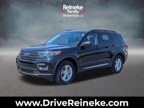 Agate Black Metallic 2023 Ford Explorer XLT