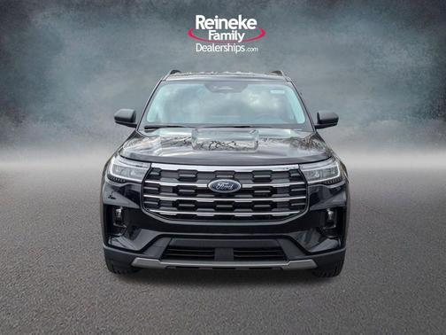 Agate Black Metallic 2026 Ford Explorer Active