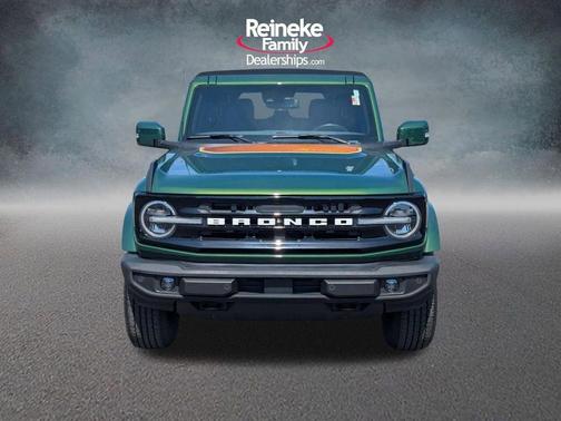 Green Metallic 2022 Ford Bronco Outer Banks