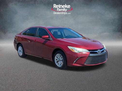 Pearl 2016 Toyota Camry LE