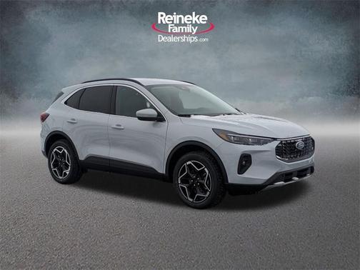 2026 Ford Escape Platinum