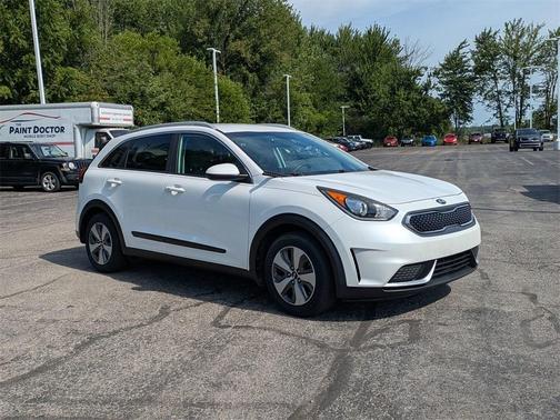 2017 Kia Niro LX