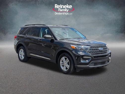 Magnetic 2018 Ford Explorer sport