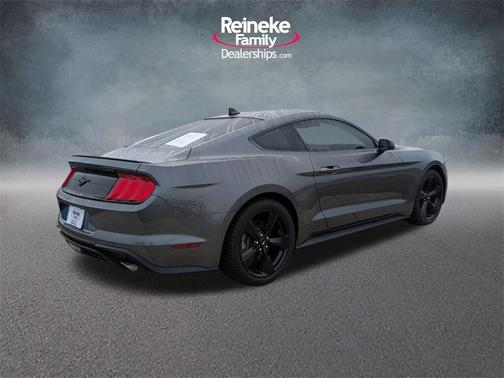2021 Ford Mustang EcoBoost