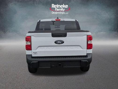 Oxford White 2025 Ford Maverick XLT