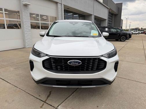 Oxford White 2024 Ford Escape Active