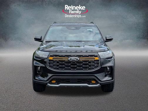 Agate Black Metallic 2026 Ford Explorer Tremor