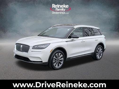 White 2021 Lincoln Corsair Reserve