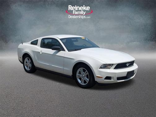 2011 Ford Mustang V6