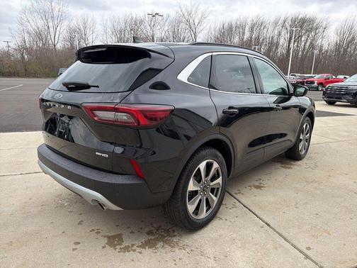 Agate Black Metallic 2025 Ford Escape Platinum
