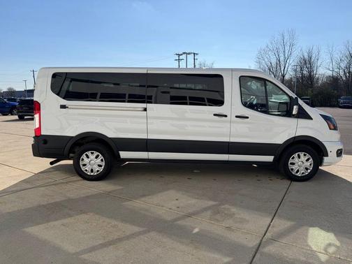 2024 Ford Transit-350 XLT