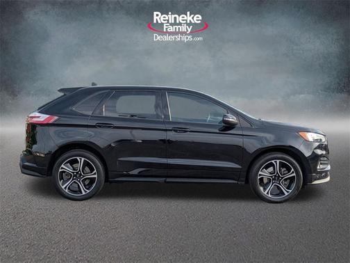 2023 Ford Edge ST