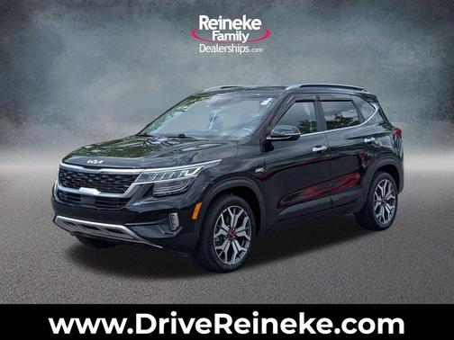 Cherry Black 2023 Kia Seltos SX